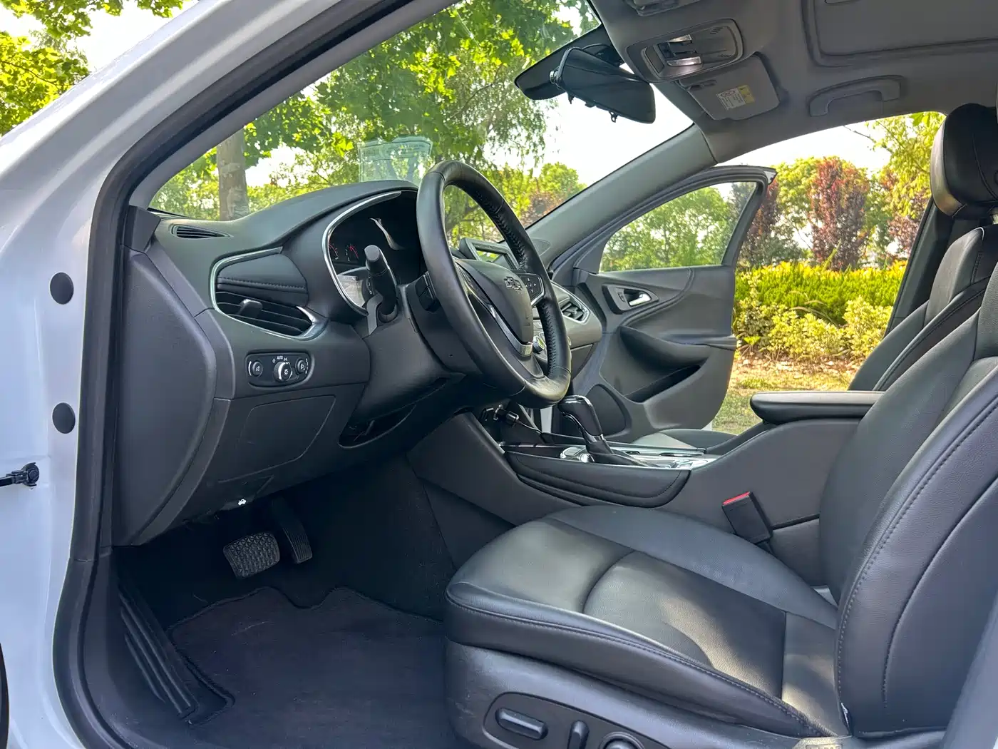 Chevrolet Malibu XL 2017 1.5T Auto Sport Edition фото 12
