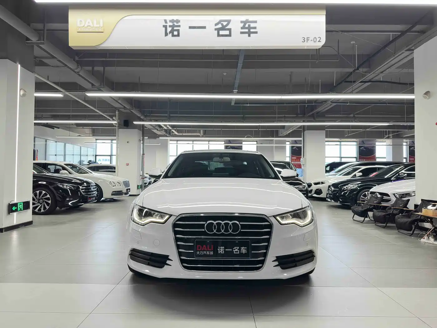 Audi A6L 2014 TFSI Standard фото 2