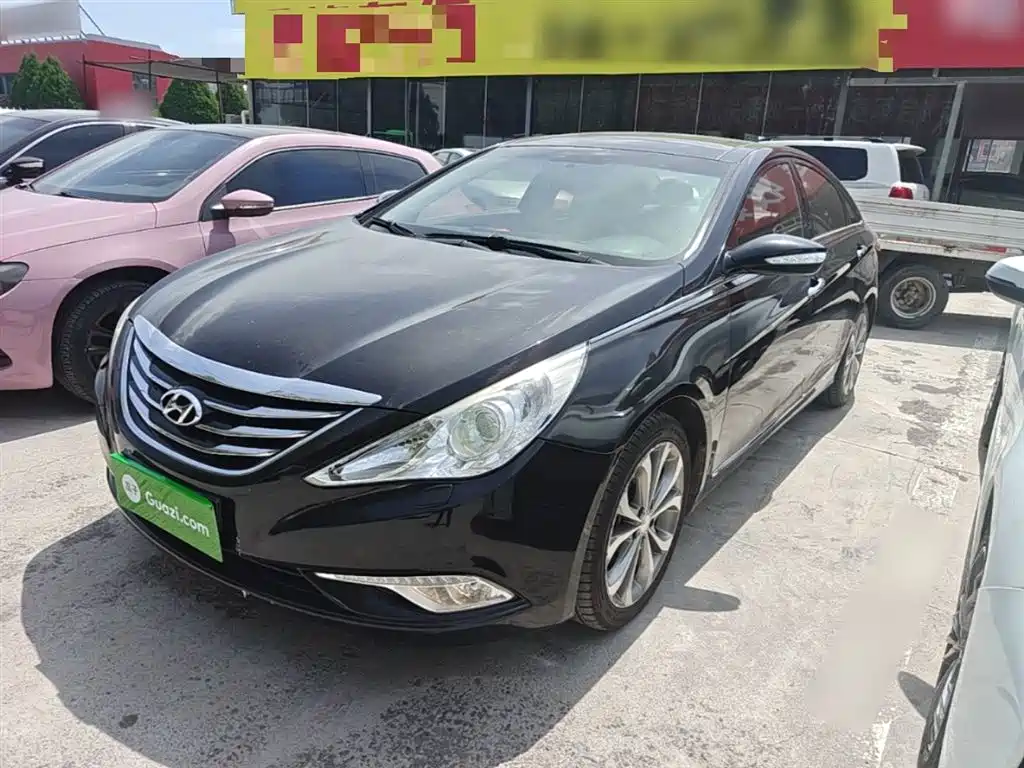 Hyundai Sonata 2014 2.4L Automatic Luxury Edition China IV
