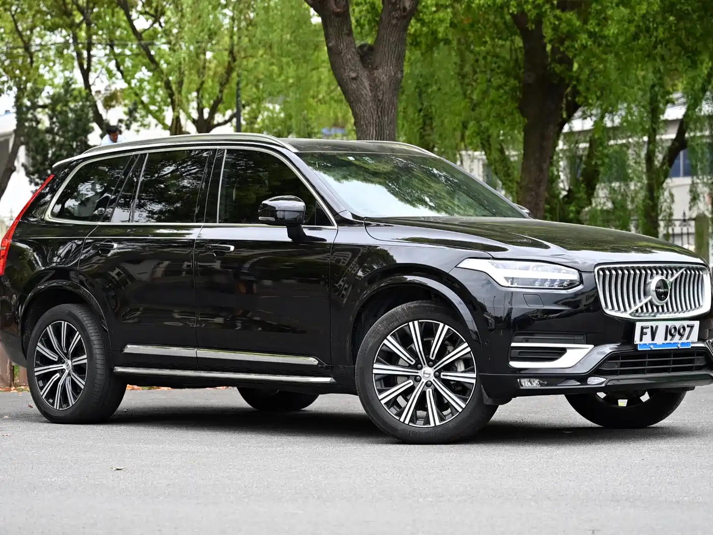 VOLVO XC90