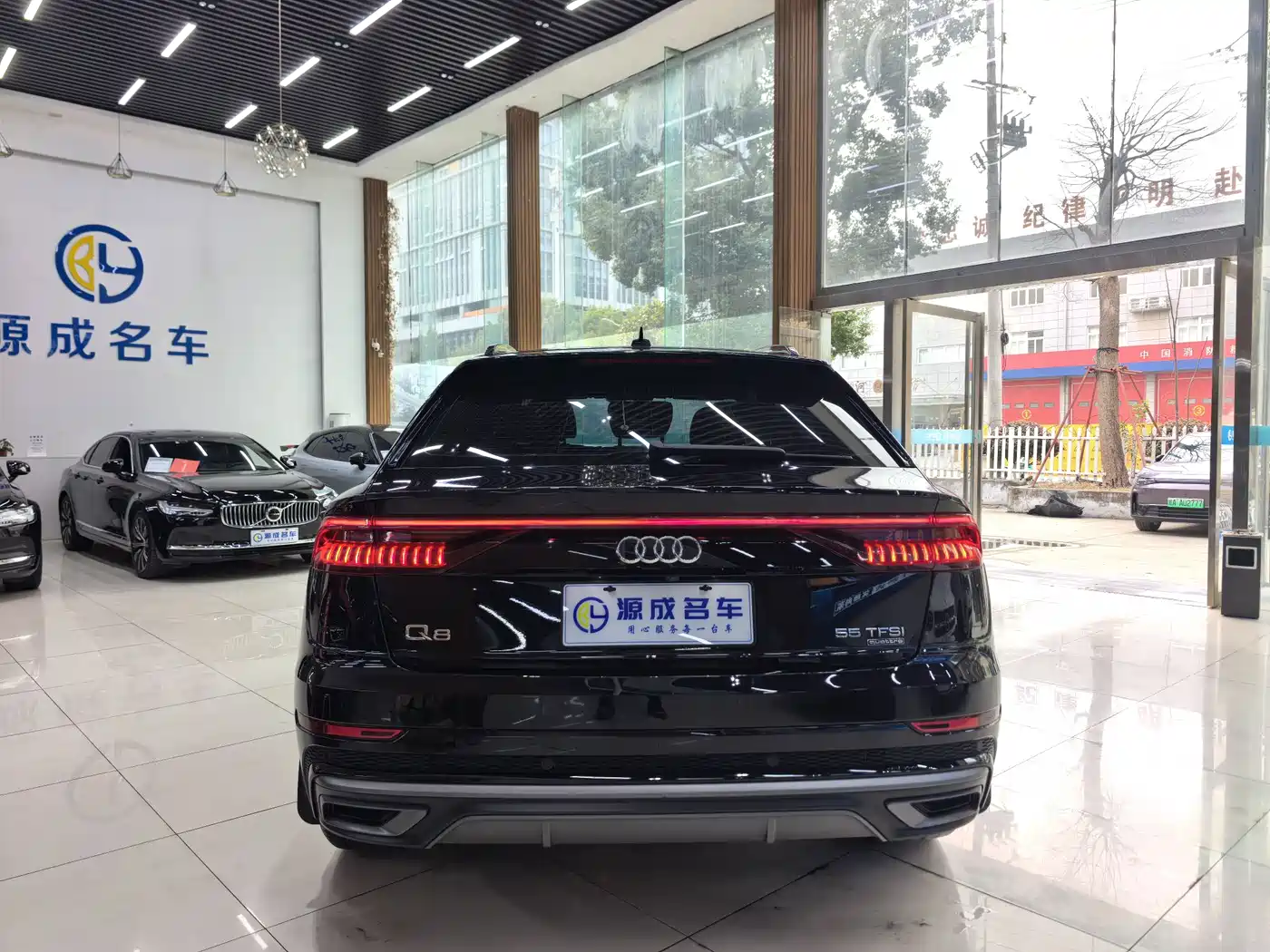 Audi Q8 2019 Model 55 TFSI Premium Dynamic фото 6