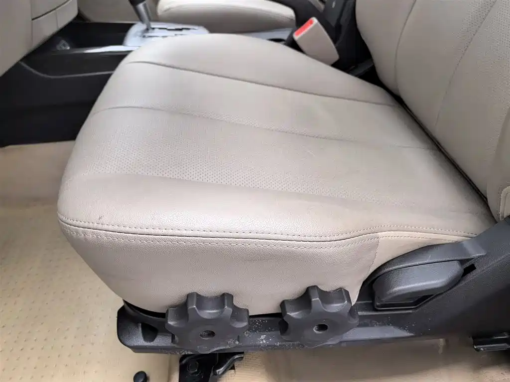 Hyundai Elantra 2011 1.6L Automatic Luxury фото 20