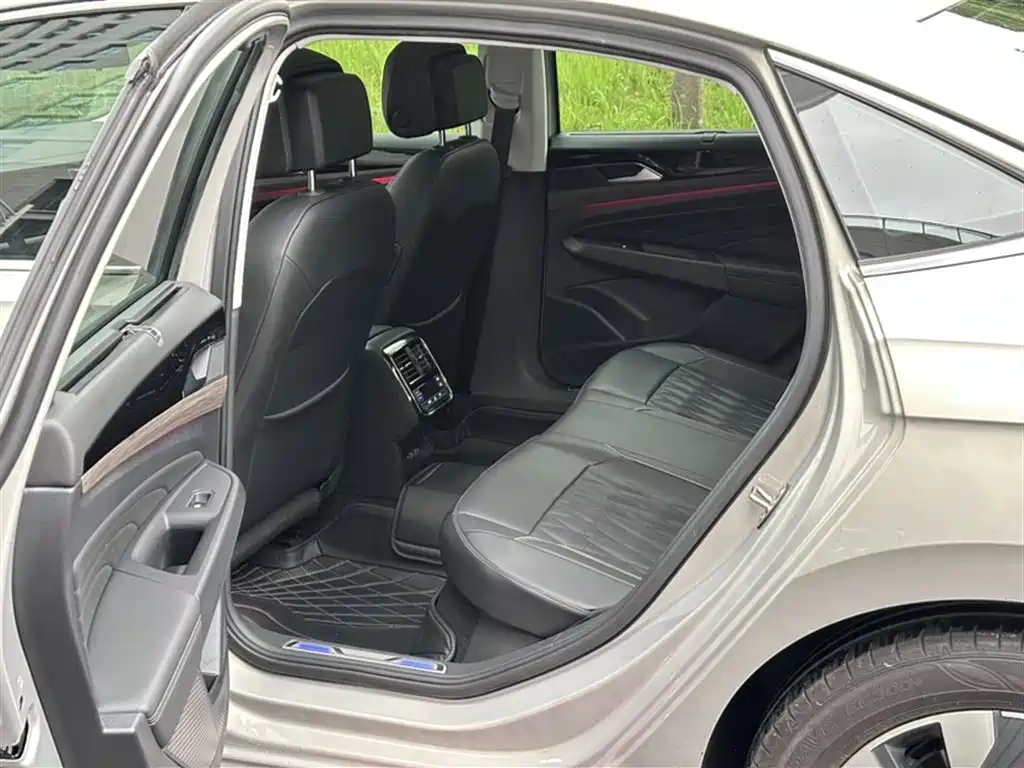 Volkswagen Passat New Energy 2020 430PHEV Hybrid Luxury (China VI) фото 15