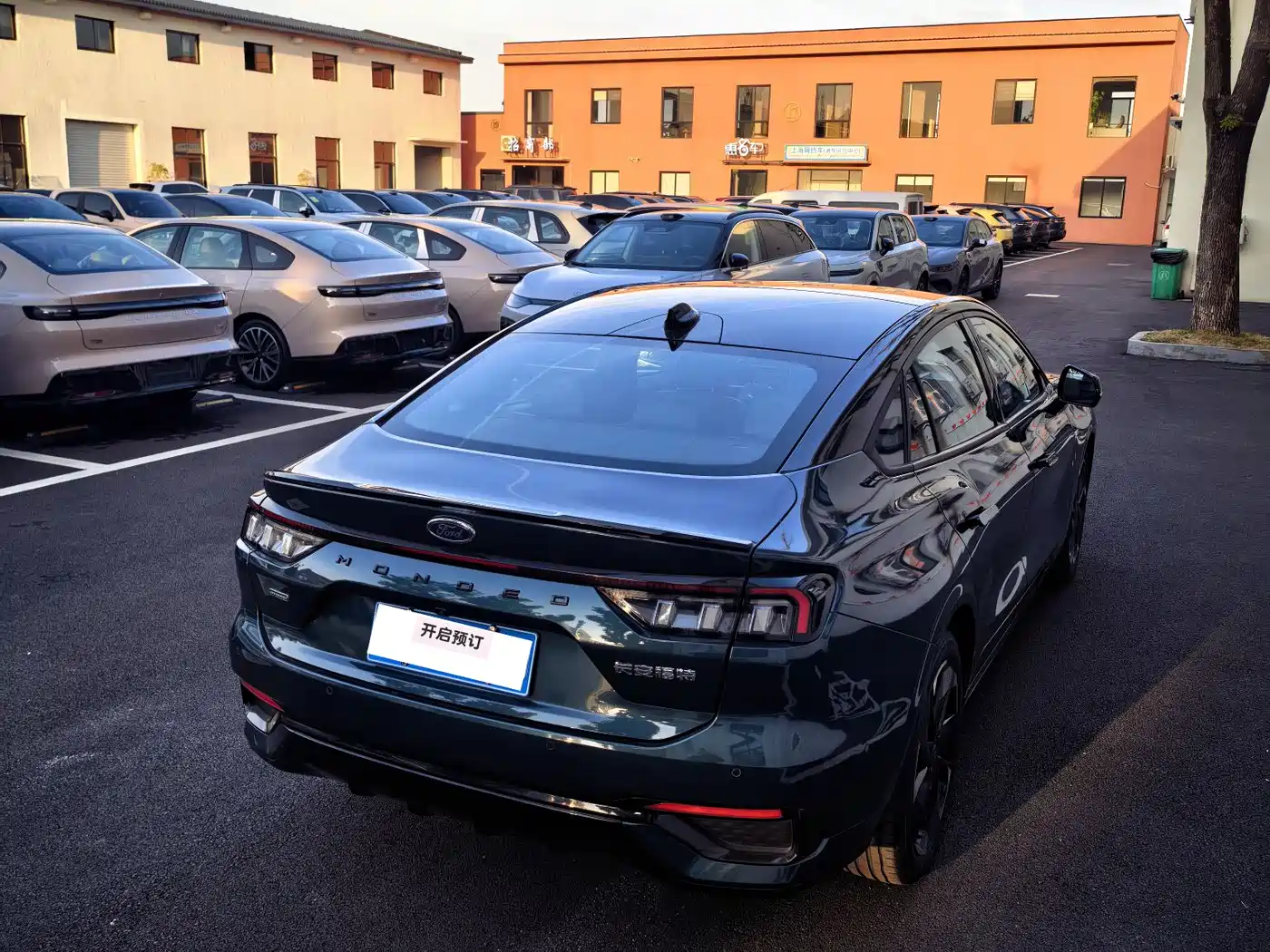 FORD MONDEO