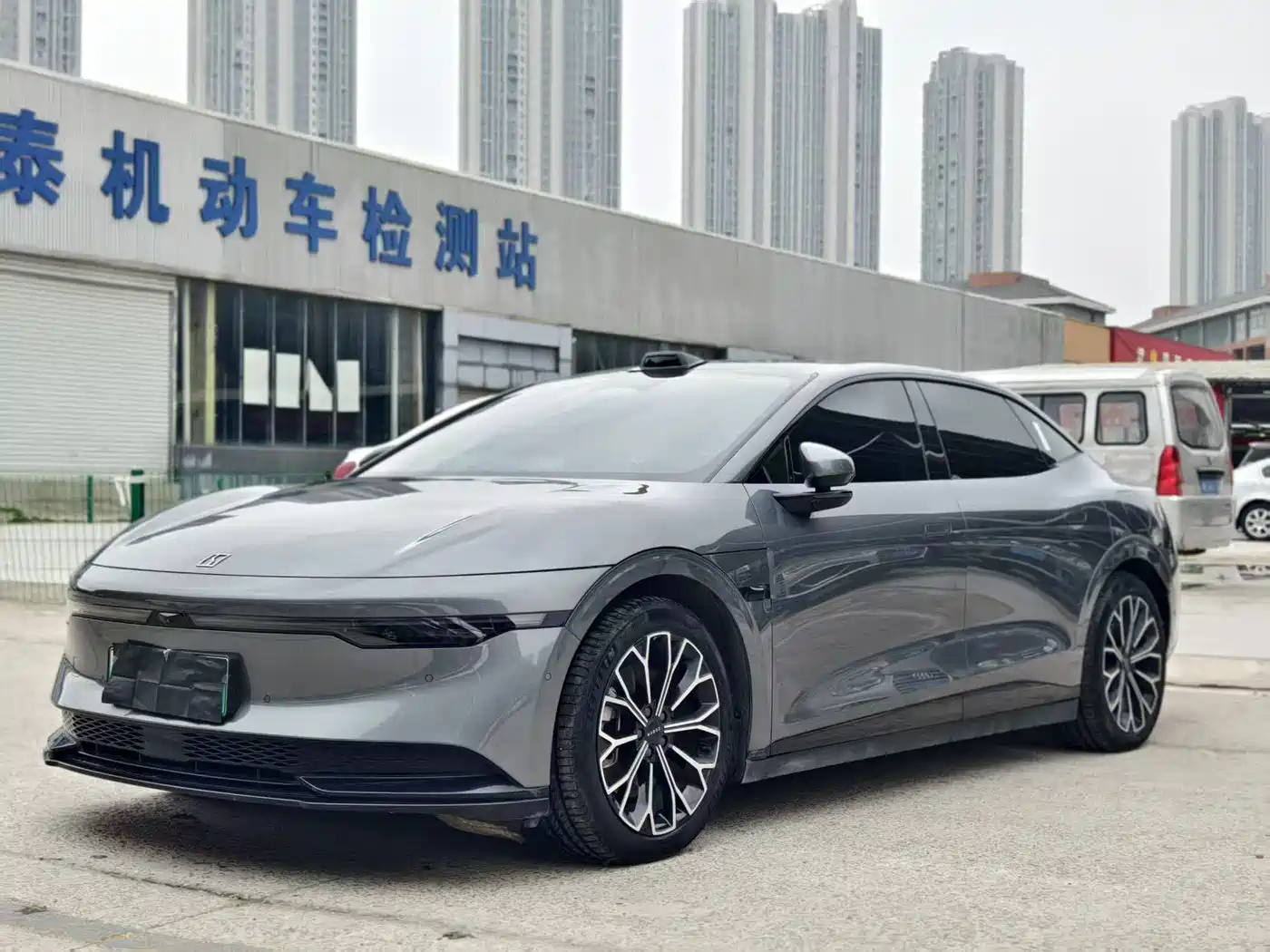 ZEEKR EXTREME KRYPTON 007