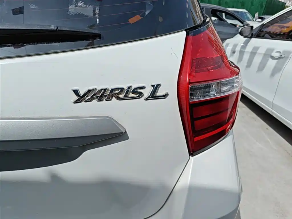 Toyota YARiS L Zhi Xuan 2016 Facelift 1.5E CVT Charming Edition фото 8