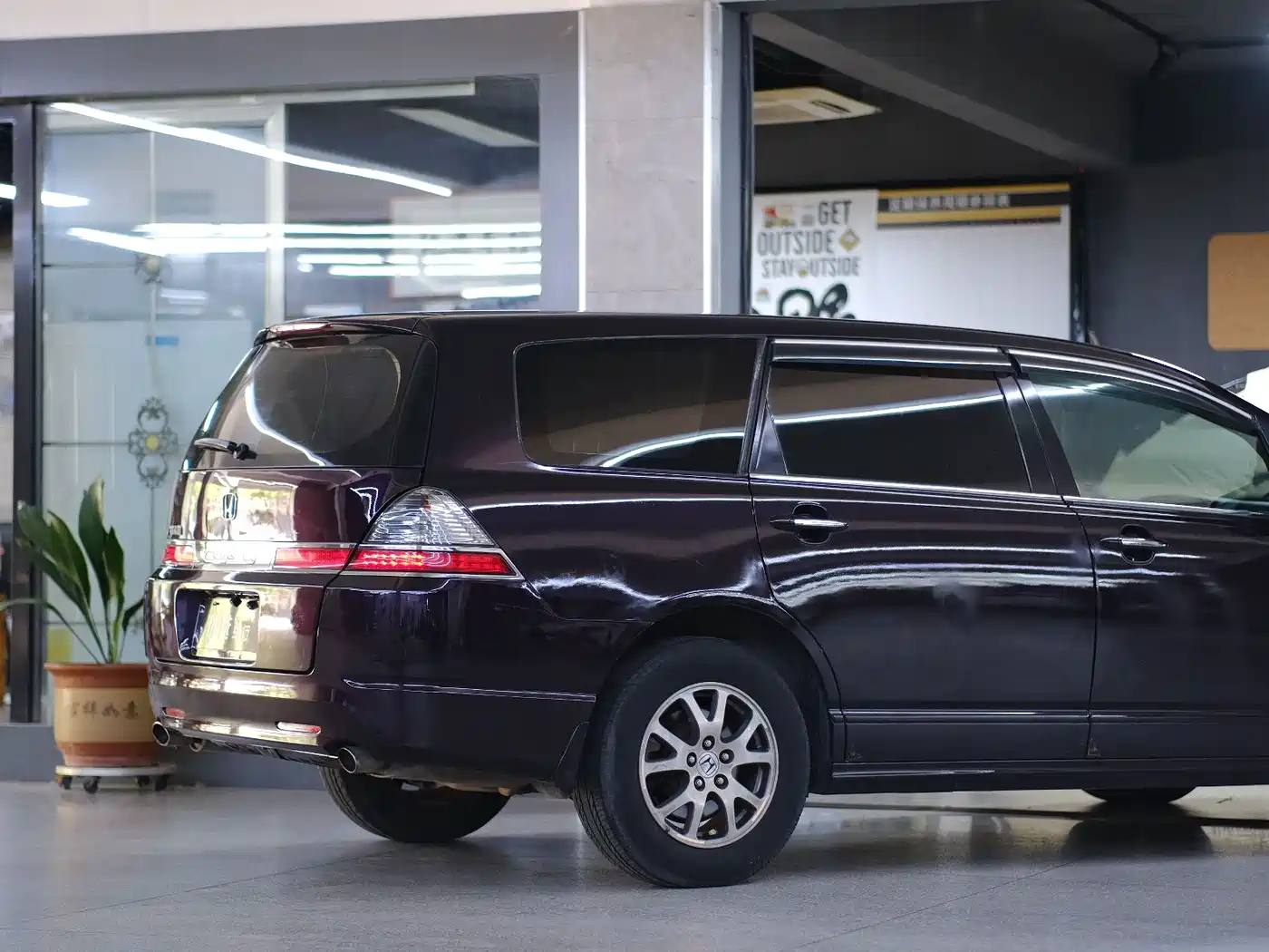 Фото 8 - Honda Odyssey
