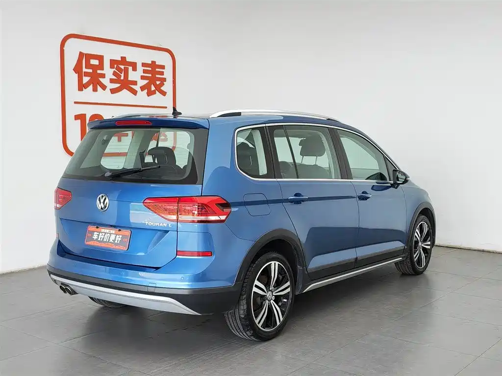 Volkswagen Touran 2018 Touran L 280TSI DSG Frontier Edition 7-Seater China V фото 2