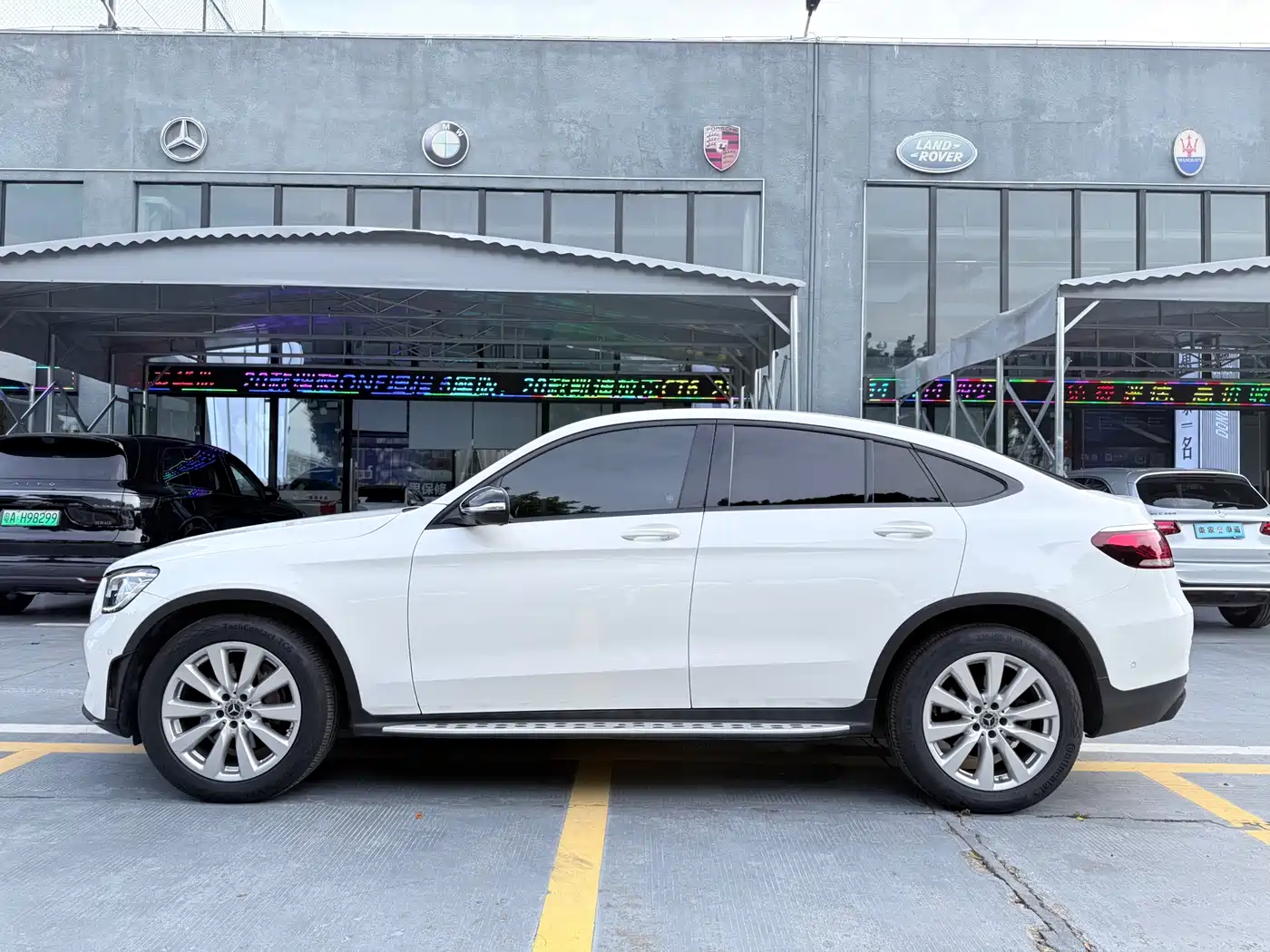 Mercedes-Benz GLC Coupe 2021 GLC 260 4MATIC Coupe SUV фото 8