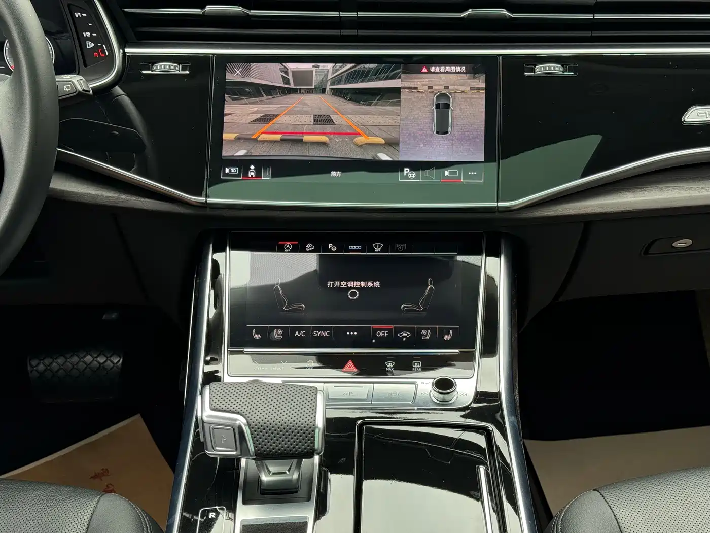 Audi Q8 2022 55 TFSI Luxury Dynamic фото 8