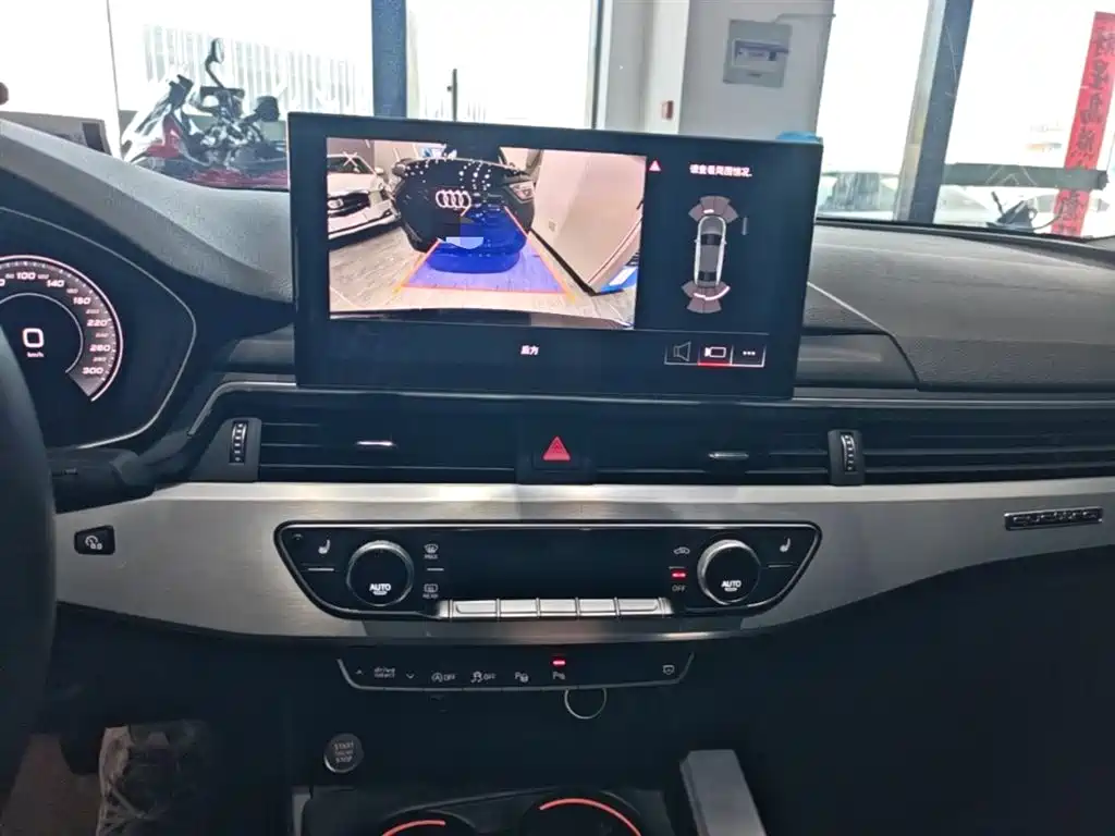 Audi A4L 2020 40 TFSI quattro Luxury Dynamic фото 13