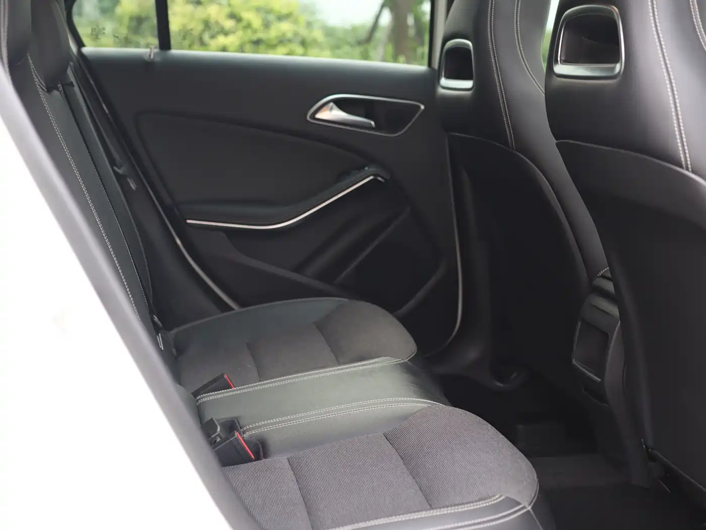 Mercedes-Benz A-Class (Import) 2015 A 180 фото 27