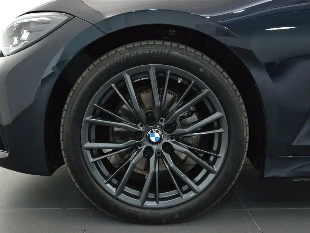 BMW 3 Series 2022 Facelift 325Li M Sport Shadow Edition фото 13