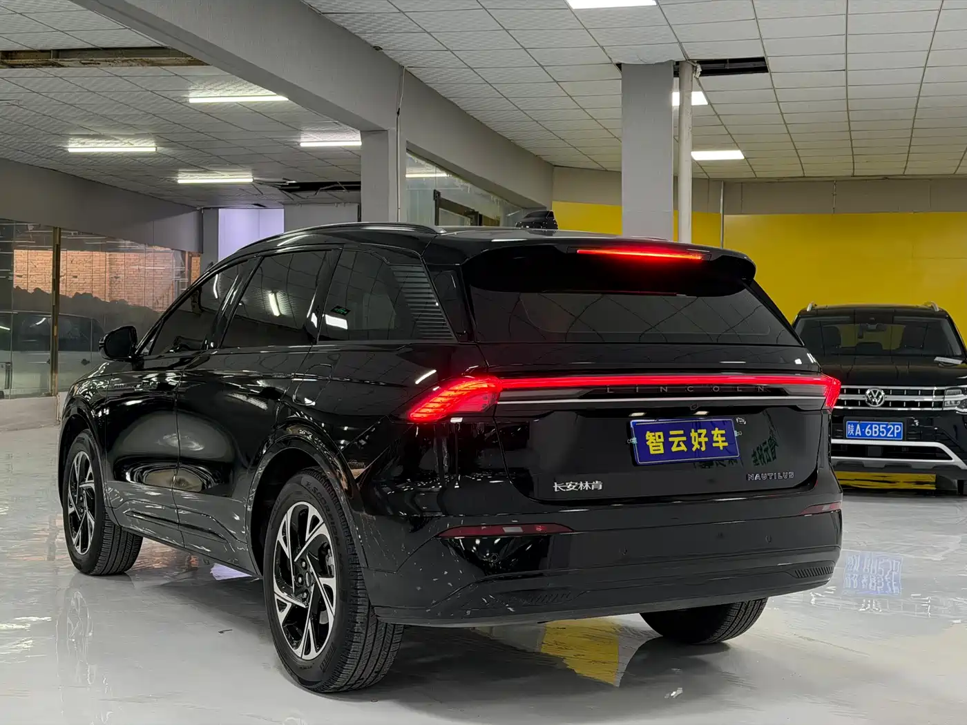 Lincoln Nautilus 2025 facelift 2.0T AWD Elite Hybrid Version фото 7