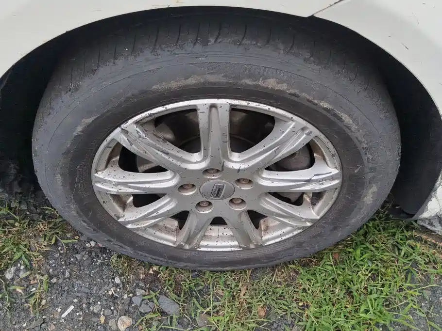 Qoros 3 2019 2018 Sedan 1.6L Auto Leading