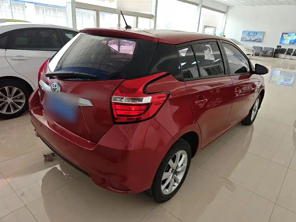 Toyota YARiS L Zhi Xuan 2019 1.5E CVT MeiDong Edition China VI фото 7