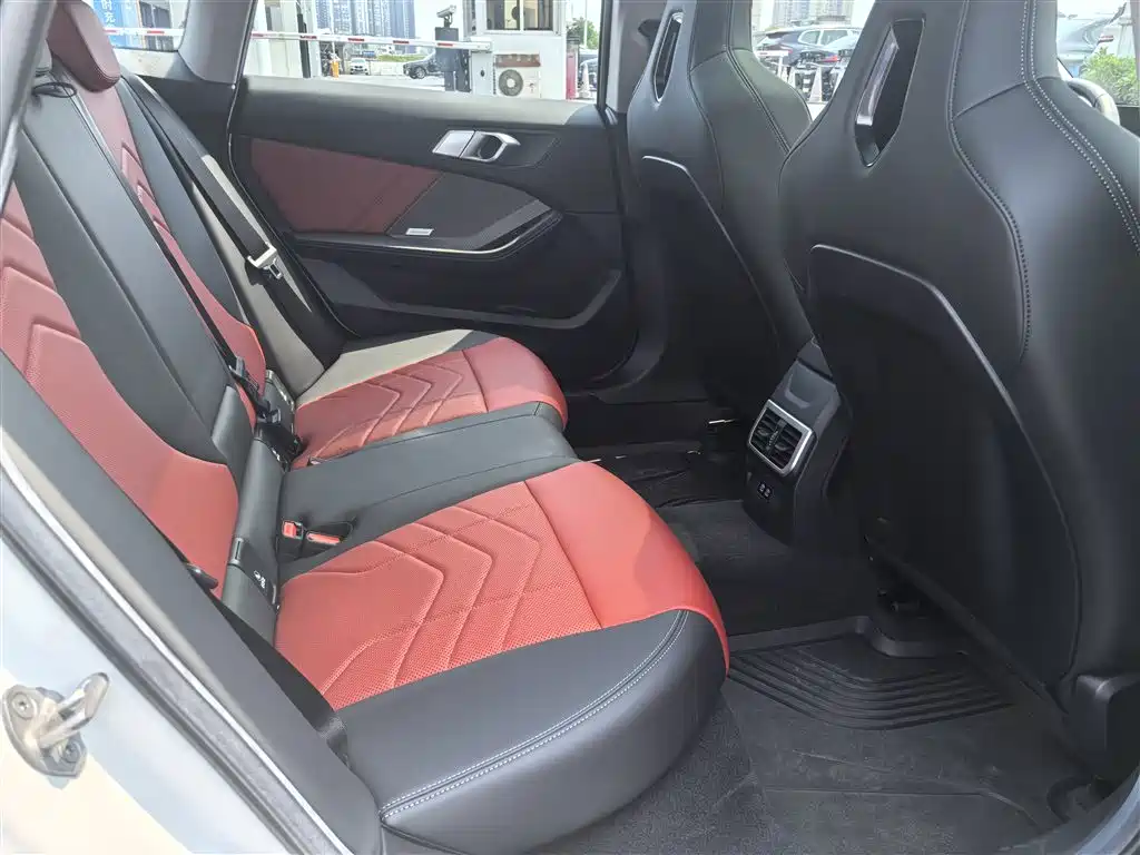 BMW 2 Series 2025 225L M Sport Moonlight Package фото 5