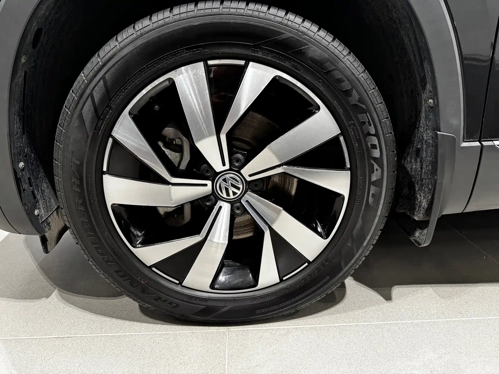 صورة 5 - Volkswagen Tayron