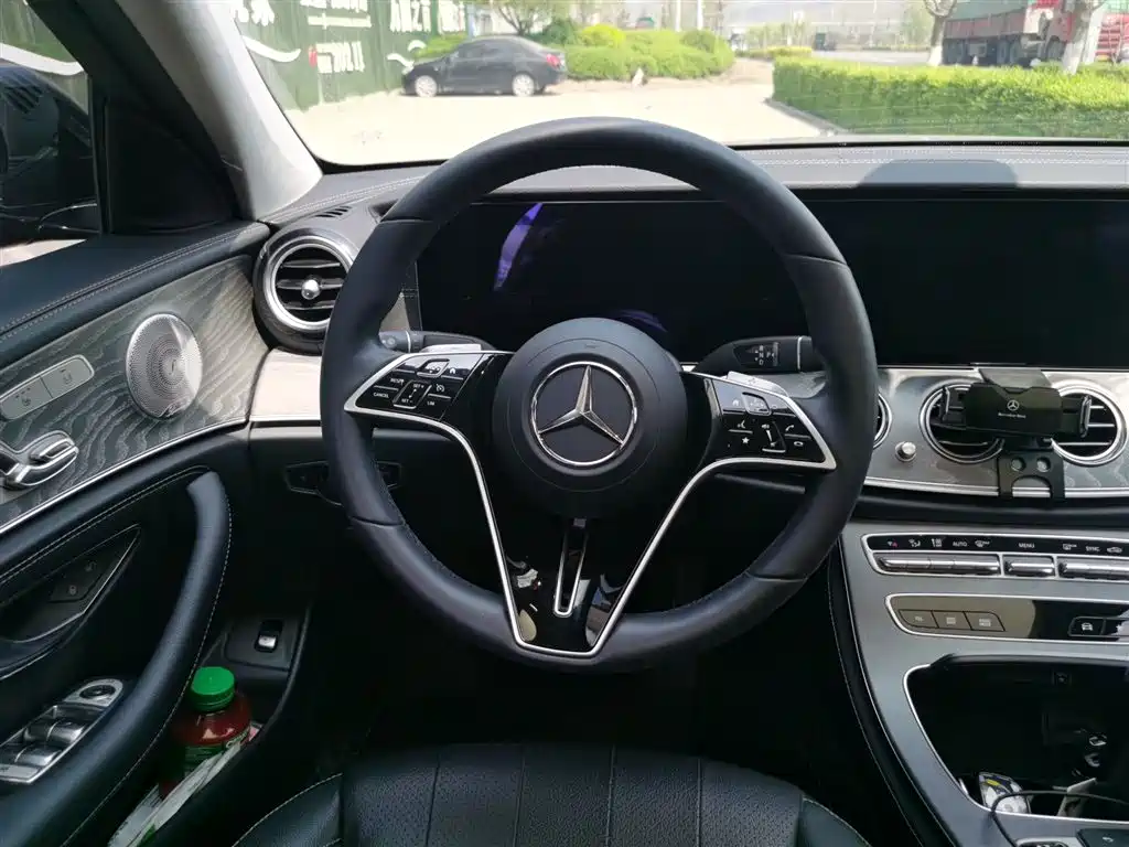 Mercedes-Benz E-Class 2023 Facelift E 300 L Luxury фото 7