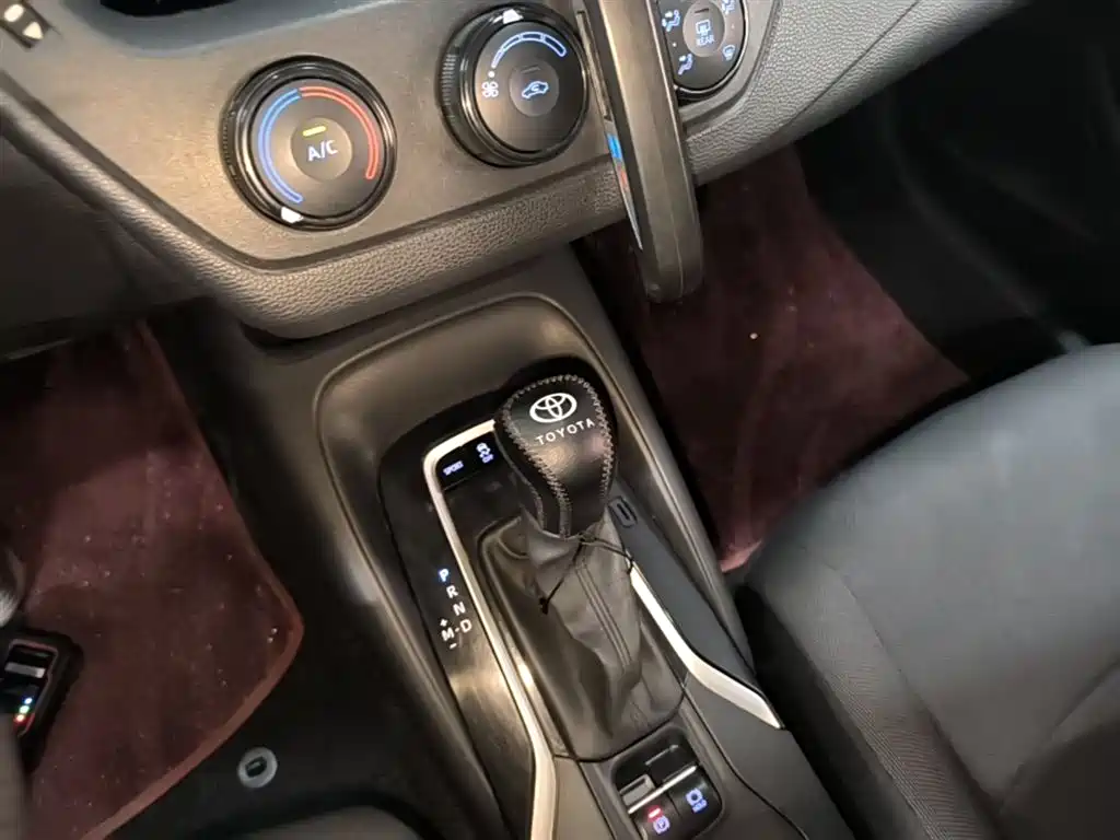 Toyota Corolla 2021 1.2T S-CVT Pioneer Edition фото 14