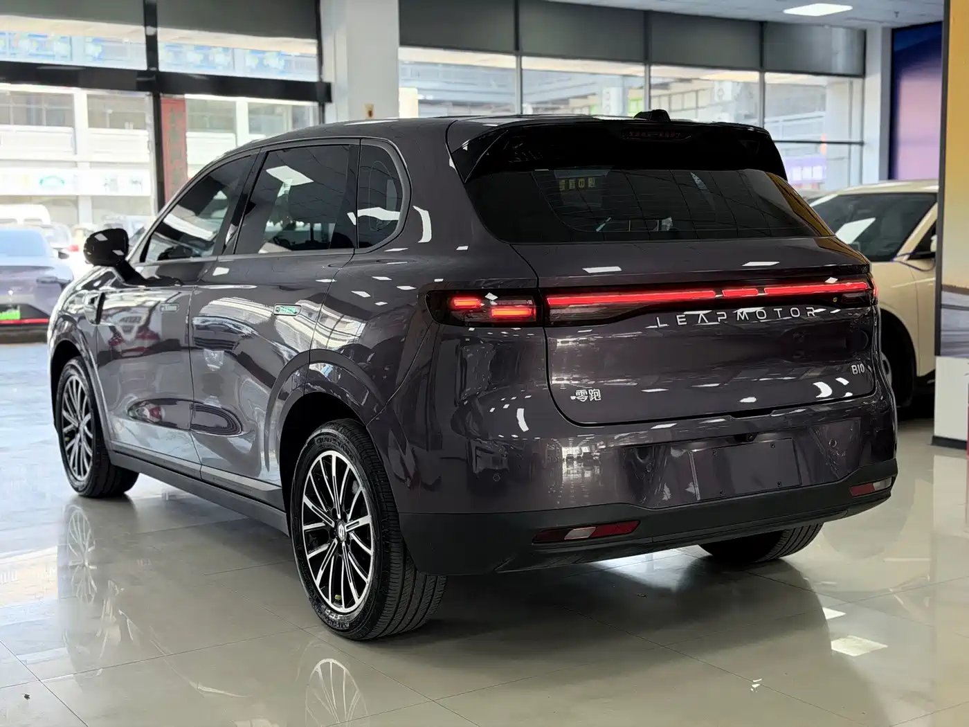Фото 6 - Leapmotor B10