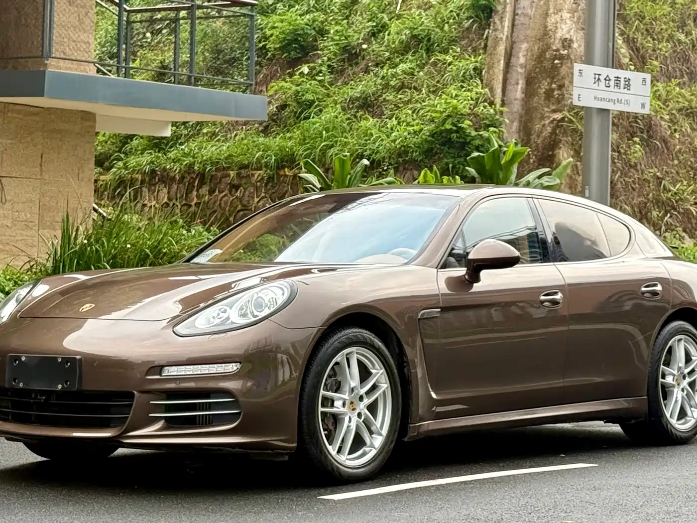 Porsche Panamera 2014 Panamera 4 3.0T фото 3