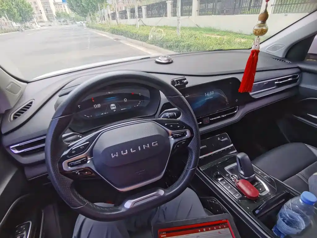 Wuling Motors Wuling Victory 2022 2022 280T 1.5T CVT Flagship