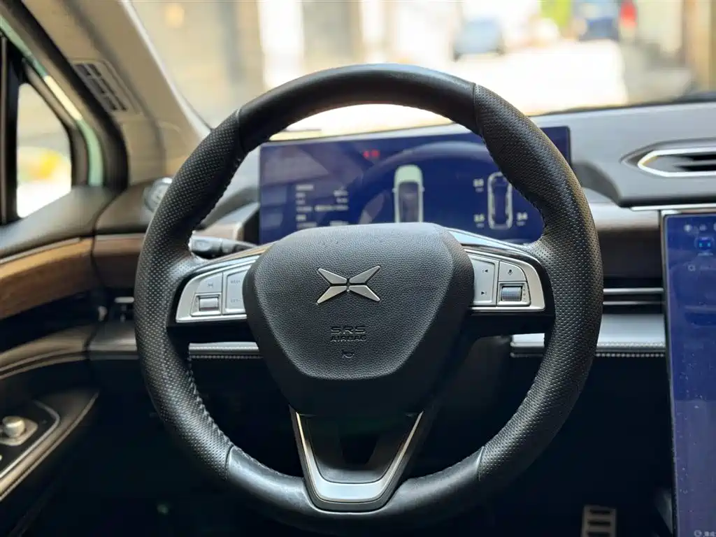 XPeng P5 2022 Model 550E фото 12