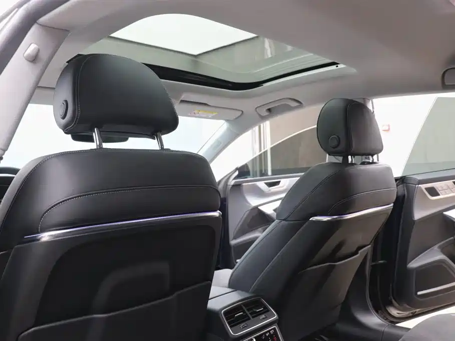 Audi A7L 2024 45 TFSI quattro Premium Luxury фото 22