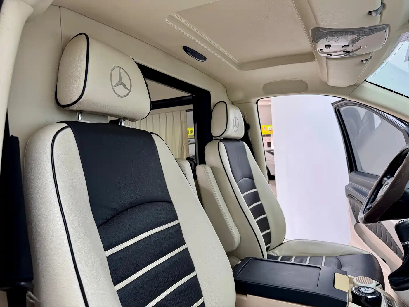 Mercedes-Benz Vito 2015 3.0L Elite фото 12