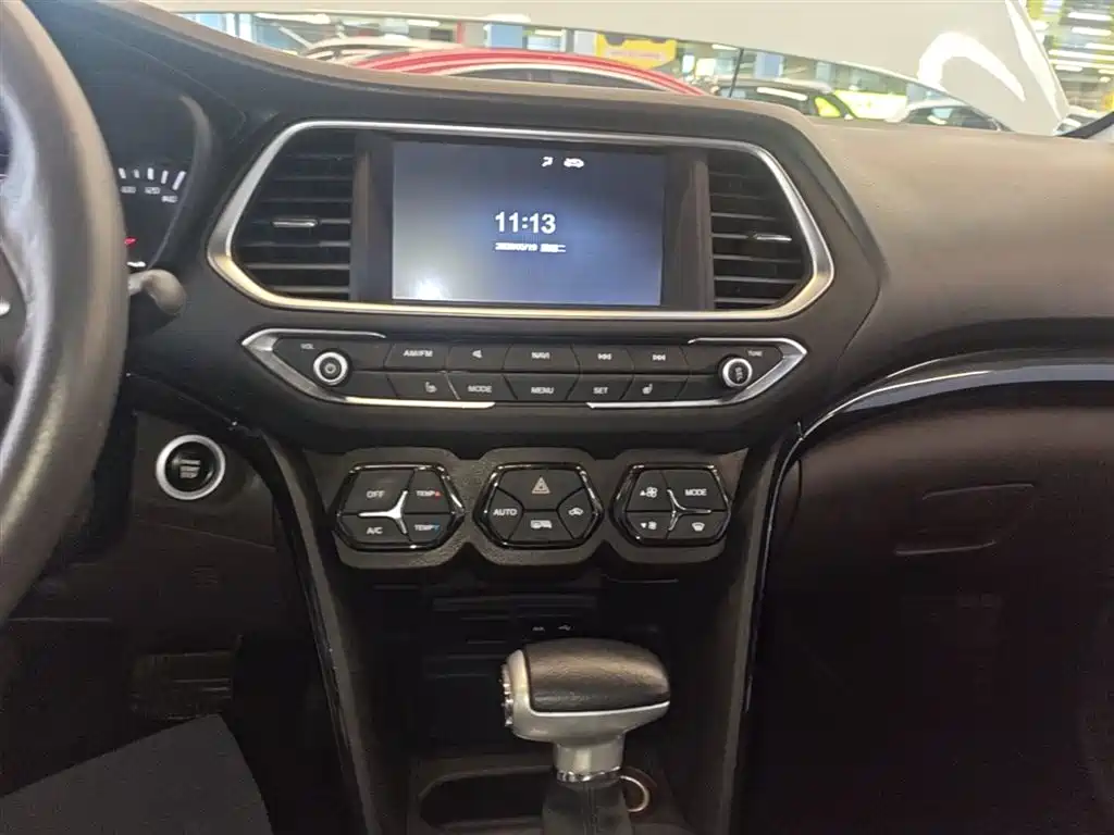 GAC Trumpchi Trumpchi GS4 2017 235T Automatic 2WD Luxury Smart Connected Edition фото 13