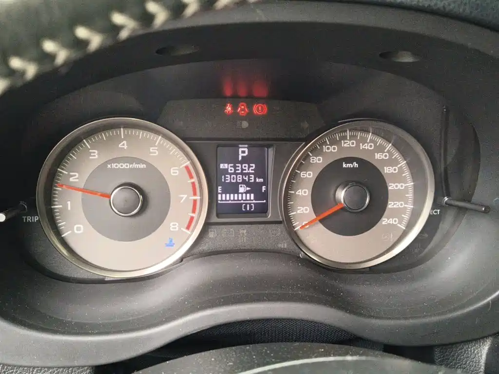 Subaru Forester 2013 2.5i Automatic Premium Edition фото 8
