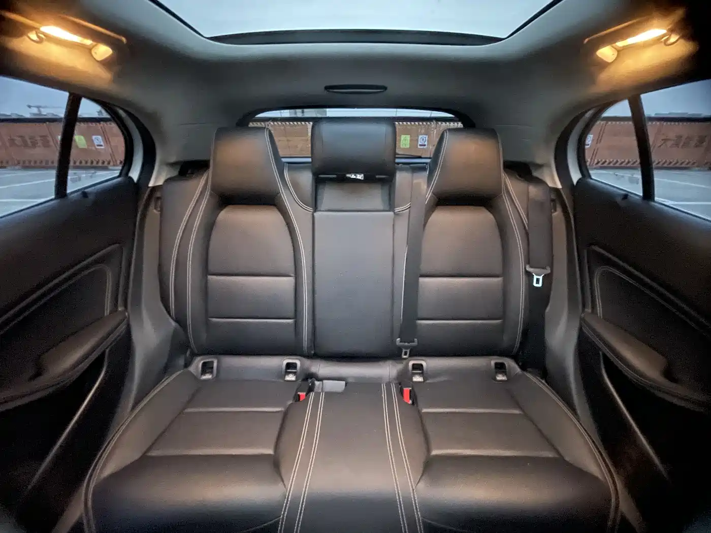 Mercedes-Benz GLA 2019 GLA 200 Dynamic фото 12