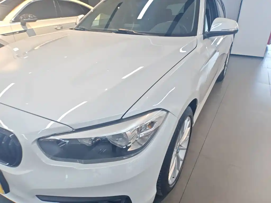 صورة 24 - BMW 1 Series (Import)