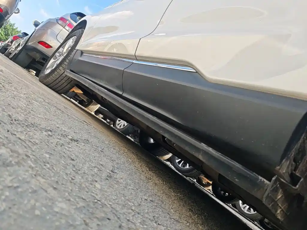 Фото 22 - Ford Edge