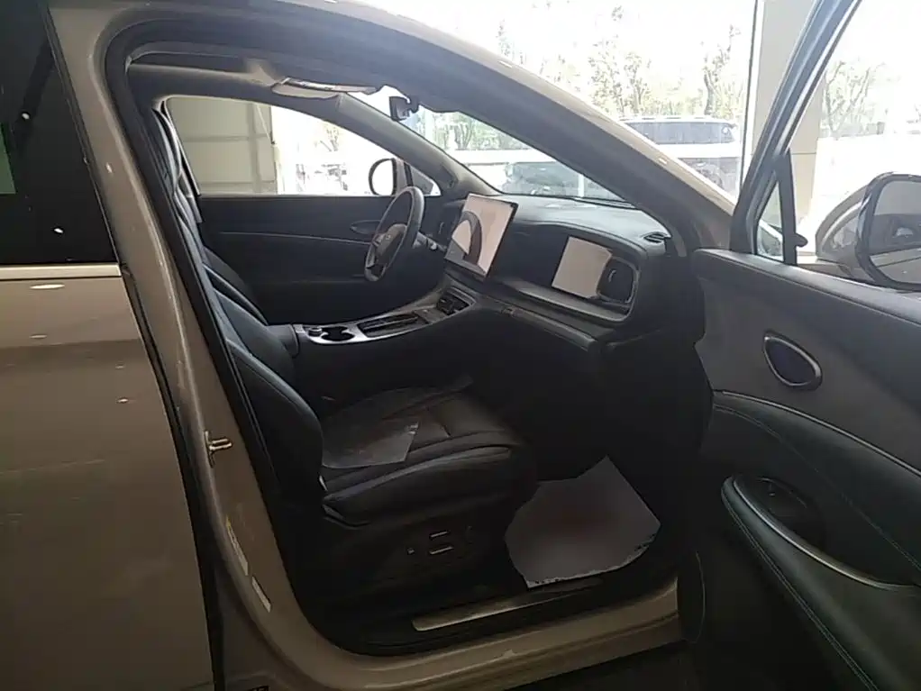 BYD Hai Shi 07 DM-i 2025 2025 150 Pilot+ Edition
