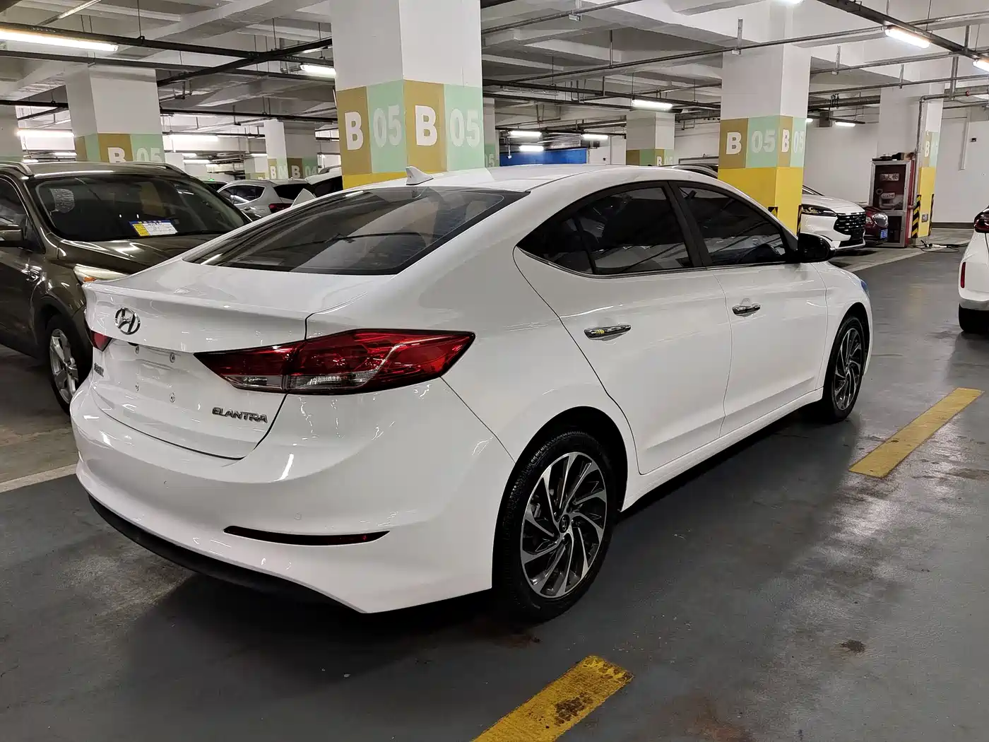 Hyundai Elantra 2019 1.5L CVT Smart Elite фото 6