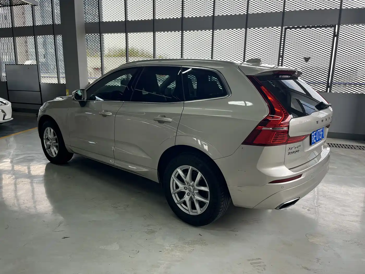 Фото 6 - Volvo XC60