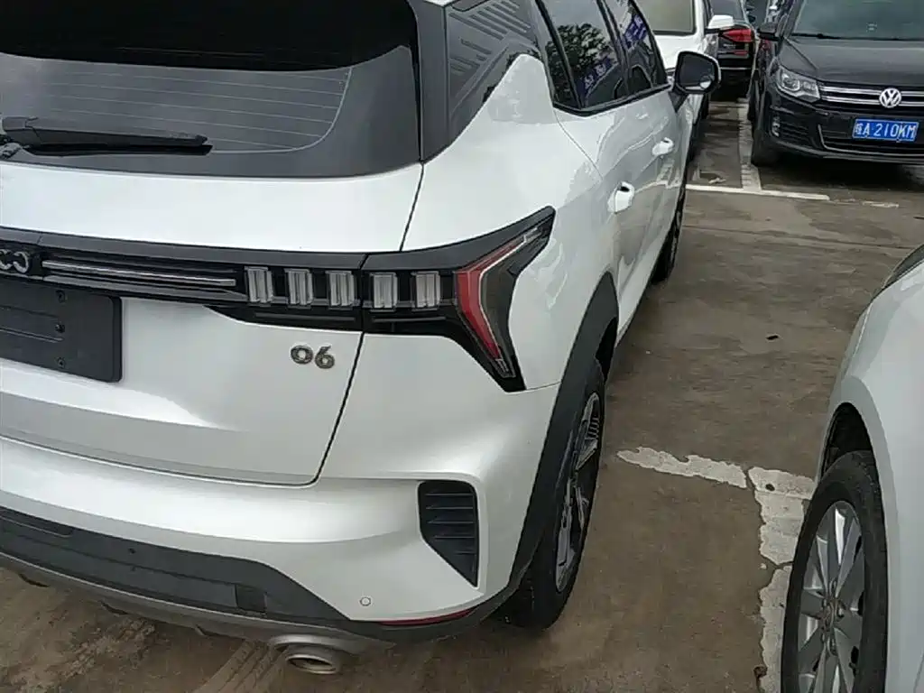 Lynk & Co 06 2023 Remix 1.5T Power Pro фото 8