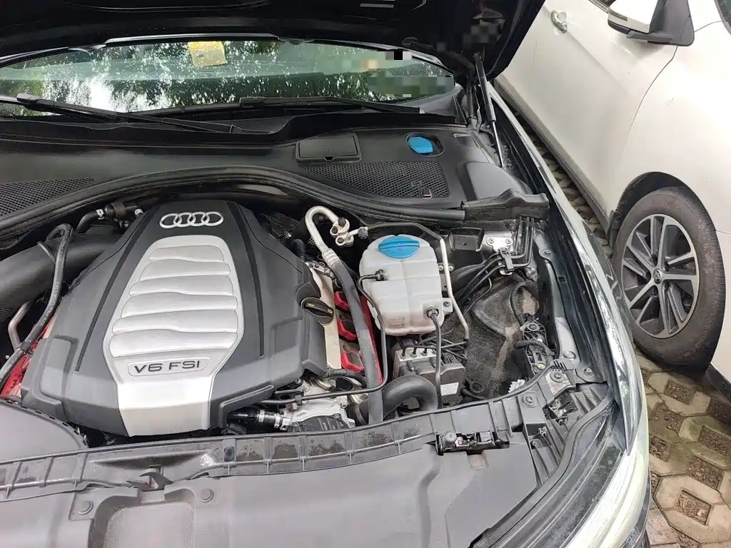 Фото 22 - Audi A6L
