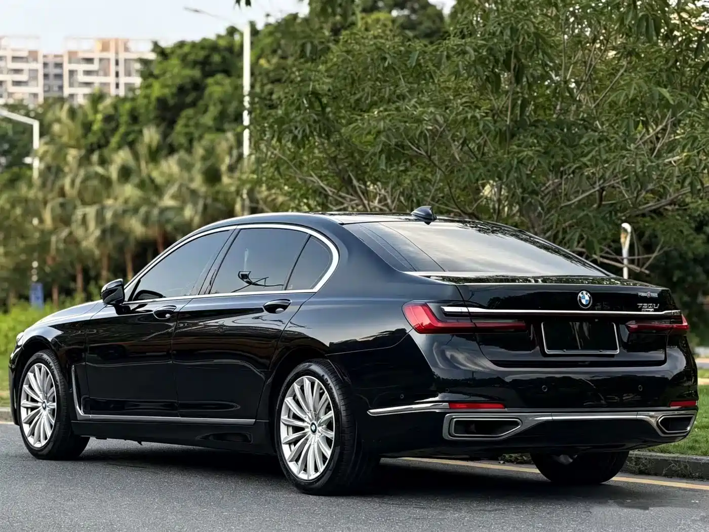 BMW 7 Series 2019 730Li Luxury Package фото 5