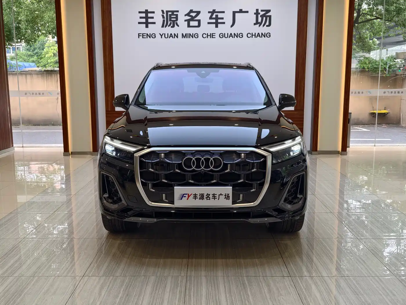 Audi Q7 2025 55 TFSI quattro S line Sport фото 2