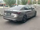 Photo 2 - Škoda Octavia