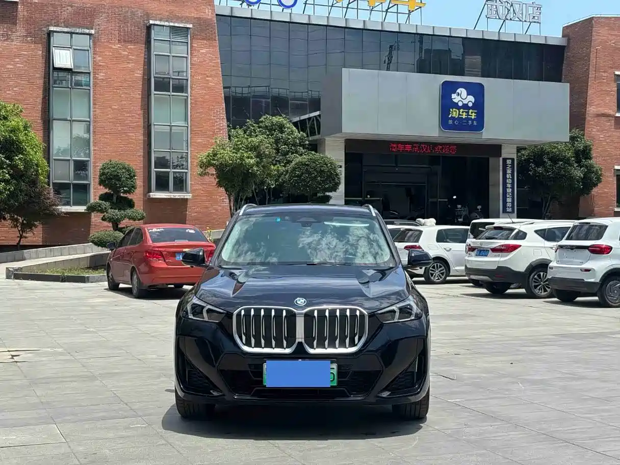 BMW iX1 2023 eDrive25L M Sport Package фото 2