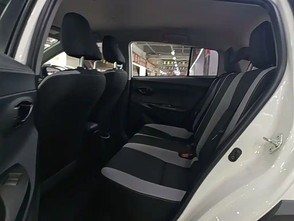 Toyota YARiS L Zhi Xuan 2022 Zhi Xuan X 1.5L CVT Leading PLUS Edition фото 17