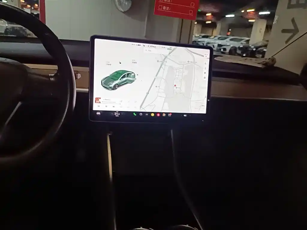 TESLA MODEL 3 (IMPORTED)