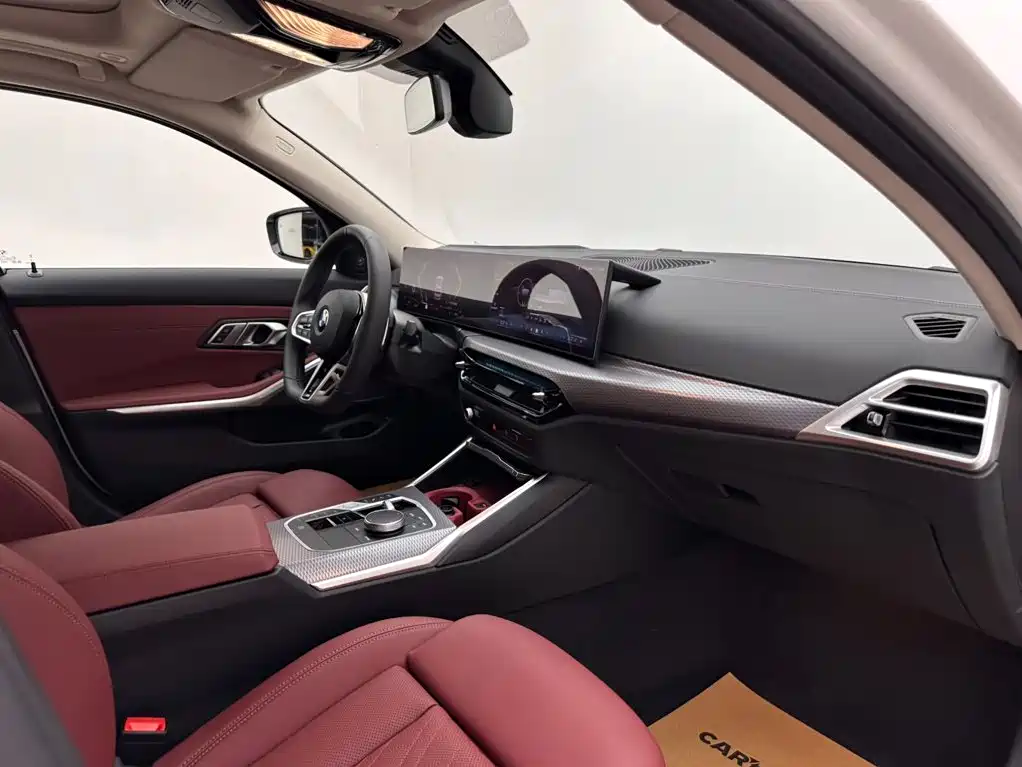 BMW 3 Series 2026 2026 330Li M Sport Shadowline Package