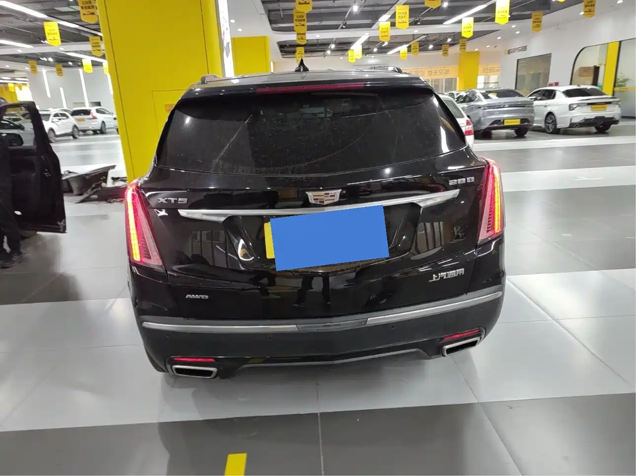 CADILLAC XT5