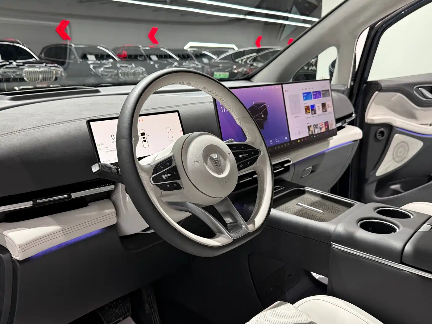 Voyah Auto Voyah Dreamer 2025 PHEV AWD Flagship Kunpeng Edition фото 7