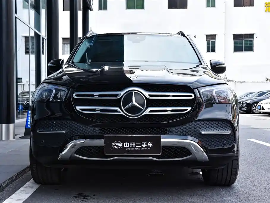 Mercedes-Benz GLE 2020 Facelift GLE 350 4MATIC Fashion Special Edition фото 3